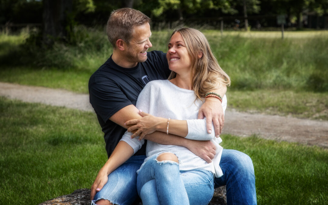 Lisa und Michi – ein Paarshooting auf der Flachter Höhe, Weissach