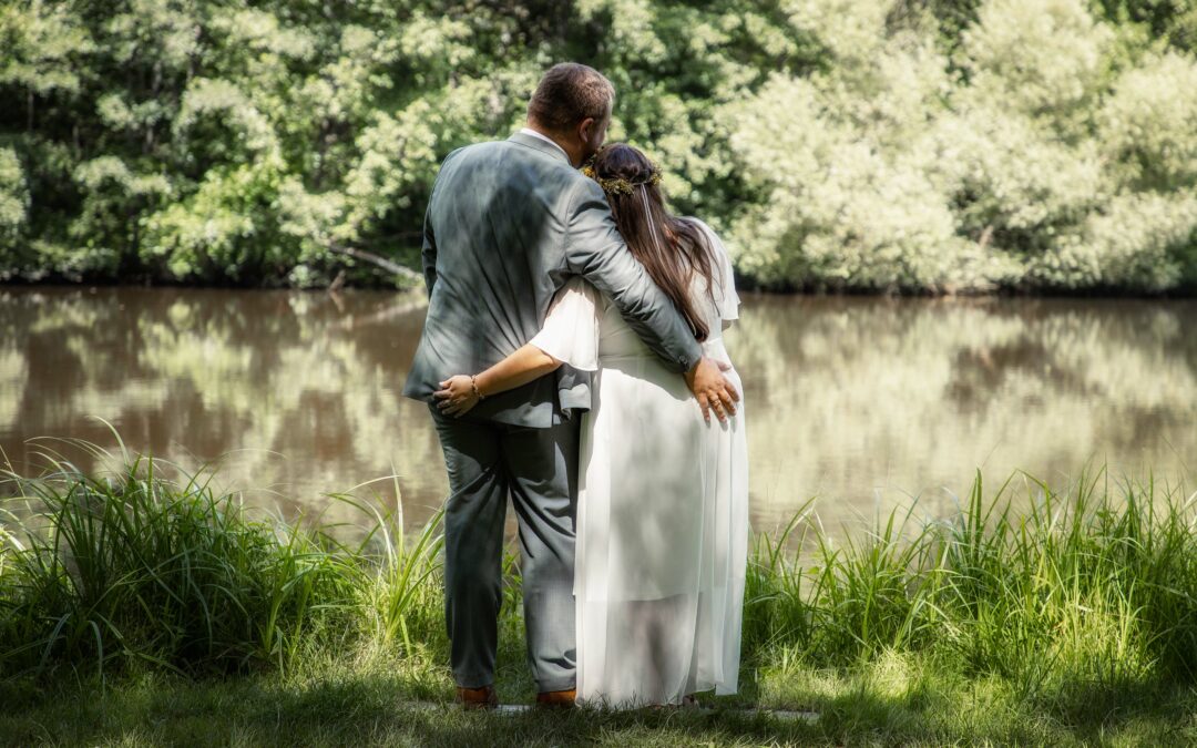 Bianca und Patrick – eine Traumhochzeit in Magstadt mit Paarshooting am Hölzersee
