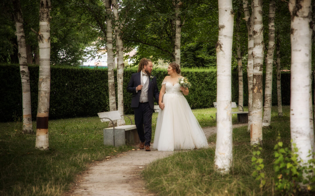Eine Hochzeit in der Martinskirche Sindelfingen und späterer Feier in der Weiler Hütte (Weil im Schönbuch)