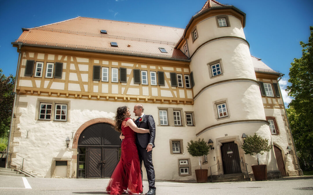 Eine standesamtliche Hochzeit im Schloss Deufringen